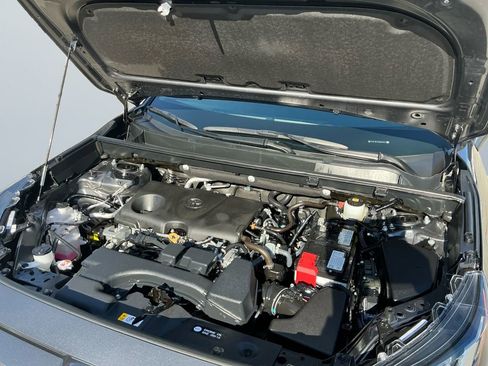 Used 2025 Toyota RAV4 LE image 18