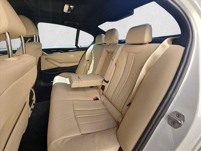 Used 2017 BMW 540i RWD image 15