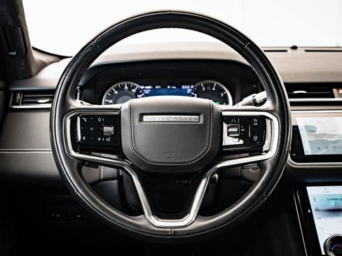 Used 2022 Land Rover Range Rover Velar R-Dynamic S image 41