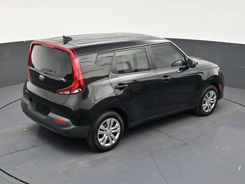 Used 2021 Kia Soul LX FWD image 16