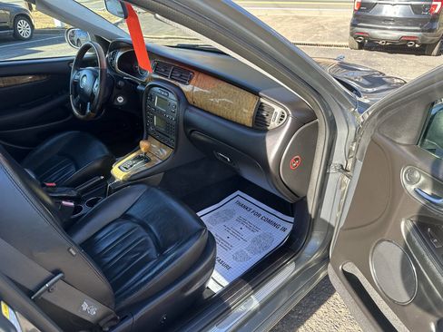 Used 2005 Jaguar X-TYPE 3.0 image 12