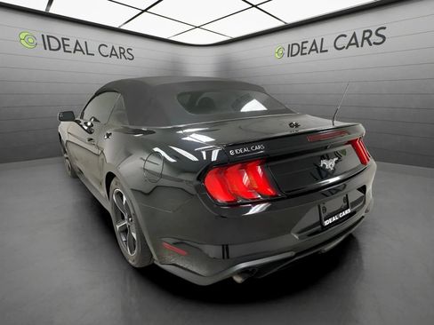 Used 2019 Ford Mustang Convertible w/ Equipment Group 101A RWD image 7