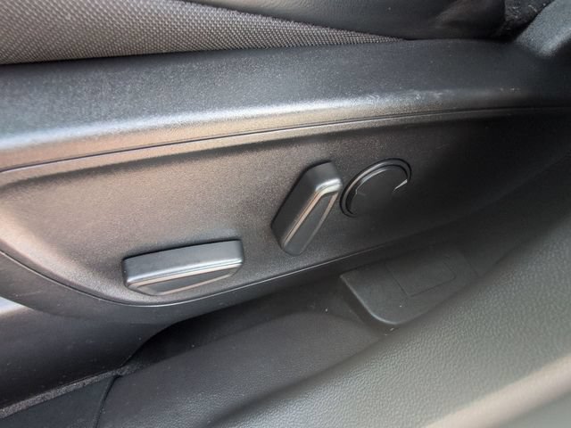 Used 2023 Ford Escape ST-Line w/ Tech Pack #1 FWD image 13