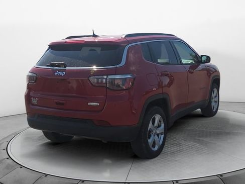 Used 2019 Jeep Compass Latitude AWD/4WD image 5