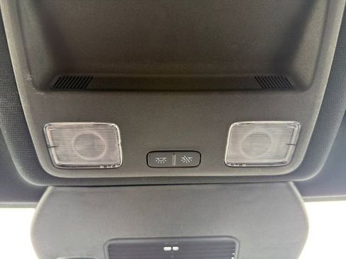 Used 2025 Ford Escape ST-Line image 25