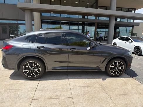 Used 2024 BMW X4 xDrive30i w/ Premium Package AWD/4WD image 7