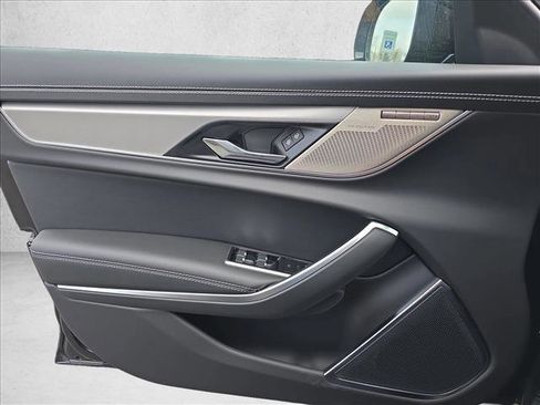 New 2024 Jaguar XF R-Dynamic SE image 27