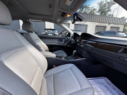 Used 2013 BMW 328i xDrive Coupe AWD/4WD image 13