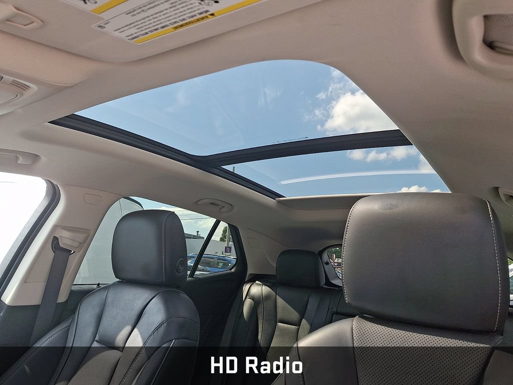 Used 2021 Buick Envision Essence w/ Technology Package I AWD/4WD image 17