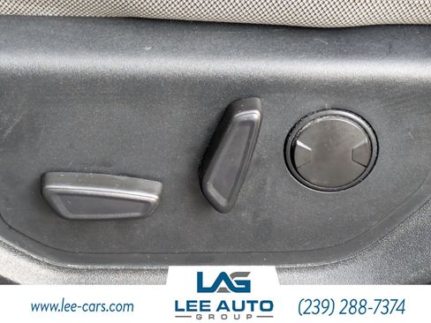 Used 2020 Ford F150 XLT w/ Equipment Group 302A Luxury AWD/4WD image 19