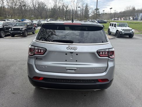 Used 2023 Jeep Compass Limited w/ Elite Group image 4