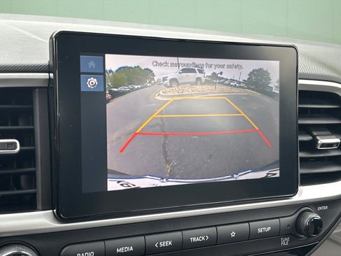 Certified 2026 Hyundai Venue SEL FWD image 32