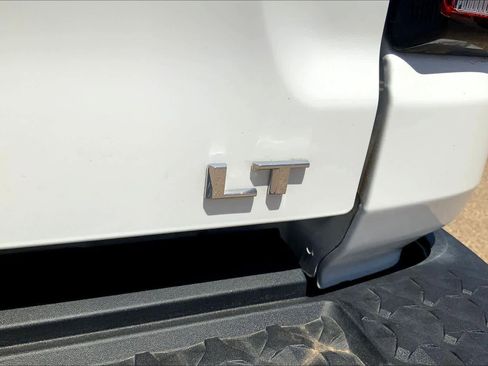 Used 2024 Chevrolet Colorado LT w/ LT Convenience Package image 10