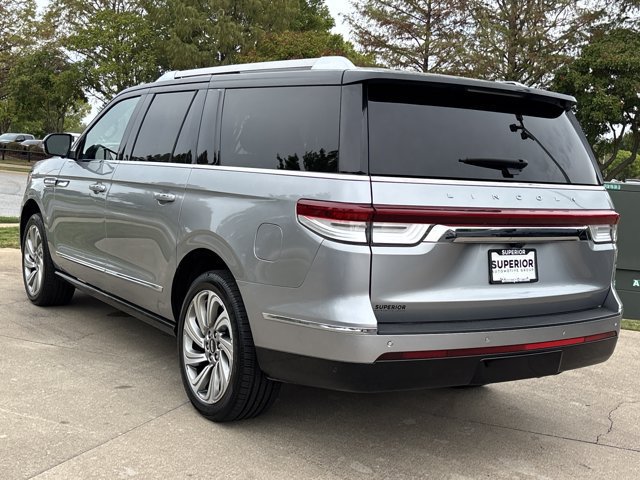Used 2022 Lincoln Navigator L Reserve AWD/4WD image 8