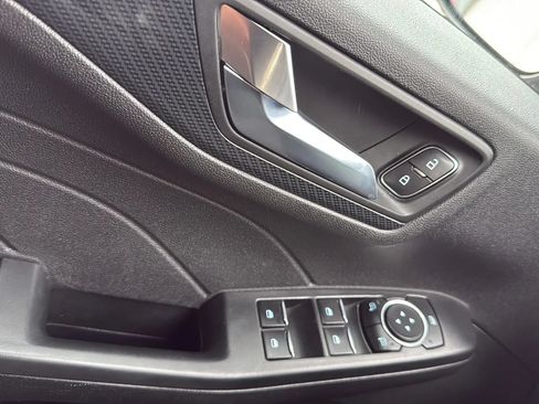 Used 2023 Ford Escape ST-Line FWD image 22