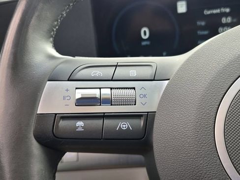 Used 2024 Hyundai Kona Limited FWD image 24