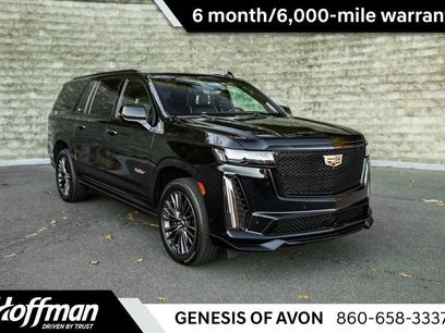 Used 2023 Cadillac Escalade ESV V