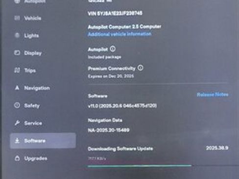 Used 2018 Tesla Model S 75D image 18