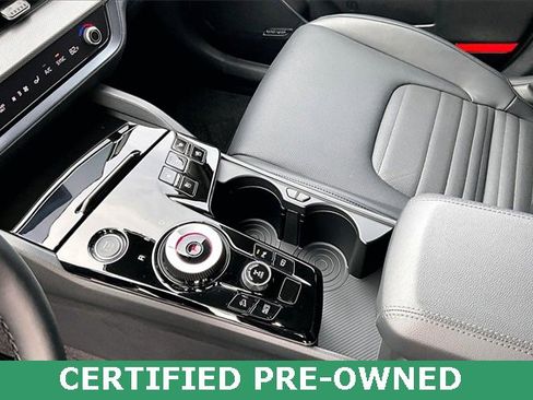 Certified 2025 Kia Sportage SX Prestige image 14