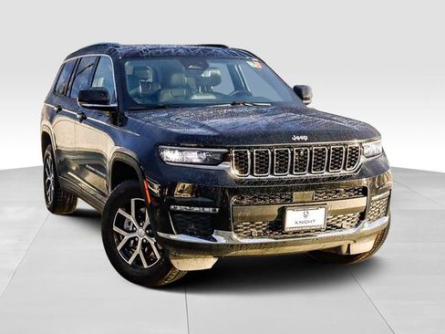 Certified 2024 Jeep Grand Cherokee L Limited w/ Luxury Tech Group II image 2