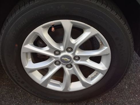 Used 2019 Chevrolet Equinox LS AWD/4WD image 41