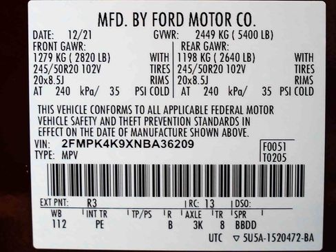 Used 2022 Ford Edge Titanium w/ Equipment Group 301A AWD/4WD image 26