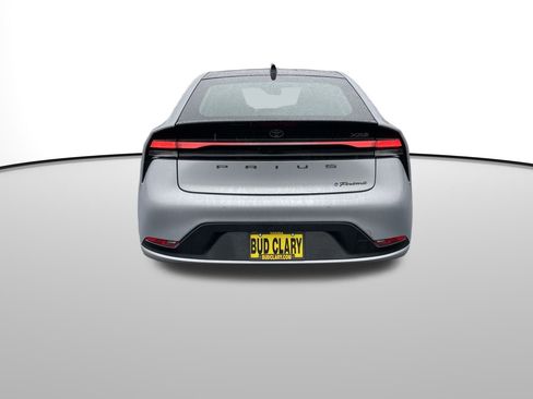 Used 2024 Toyota Prius Prime image 5