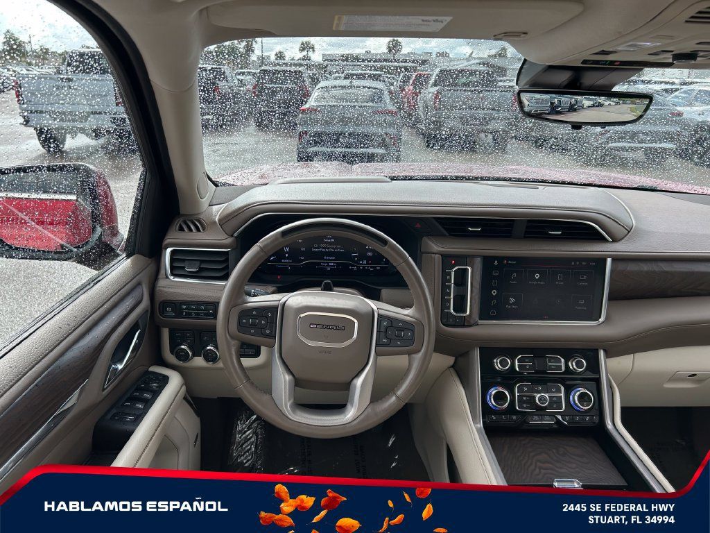Used 2024 GMC Yukon XL Denali w/ Denali Reserve Package AWD/4WD image 14