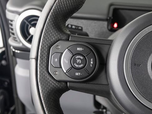 New 2025 INEOS Grenadier Fieldmaster Edition AWD/4WD image 17