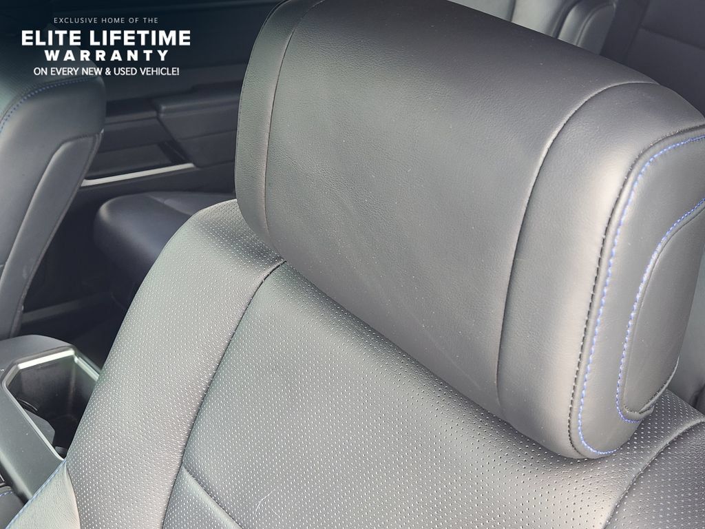 Used 2023 Toyota Sequoia Platinum AWD/4WD image 11