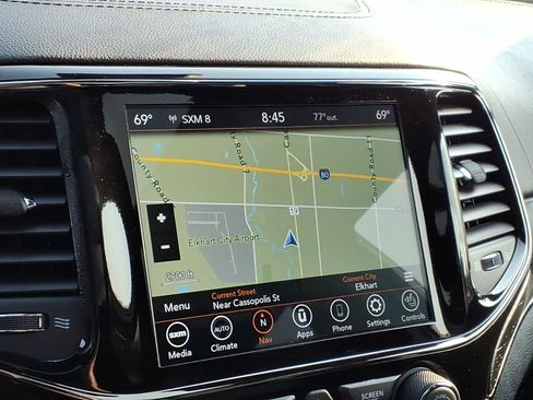 Used 2021 Jeep Grand Cherokee High Altitude AWD/4WD image 17