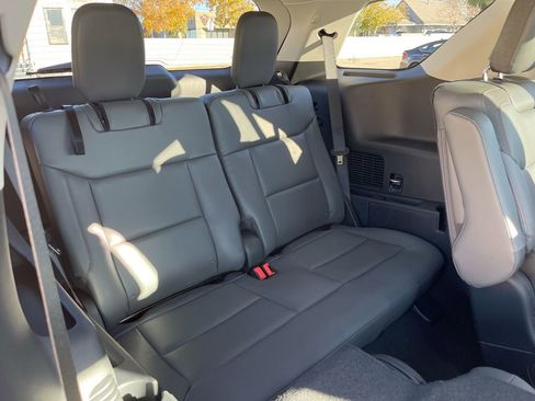 New 2026 Ford Explorer Active w/ Active Comfort Package image 27