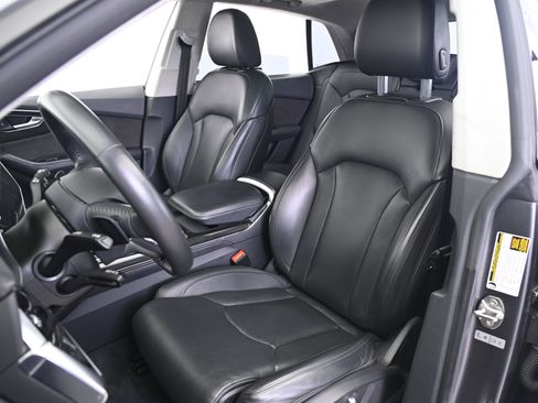 Used 2020 Audi Q8 Prestige w/ Prestige Package image 30