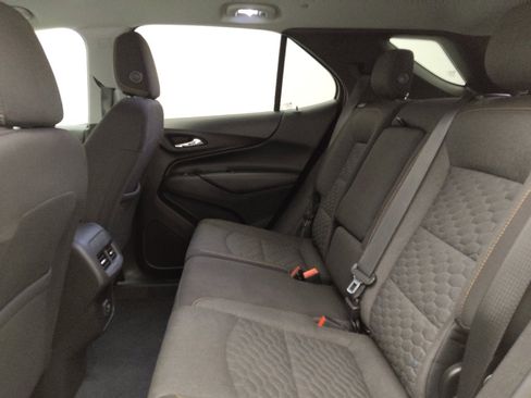 Used 2020 Chevrolet Equinox LT FWD image 18