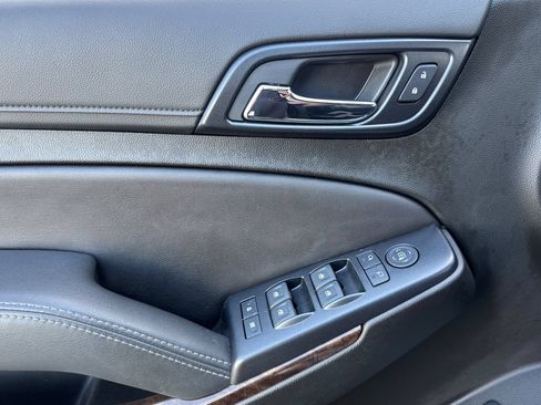 Used 2019 Chevrolet Tahoe LT RWD image 11