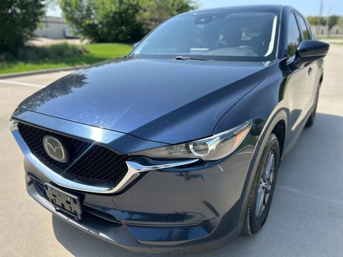 Used 2020 MAZDA CX-5 Touring FWD image 2