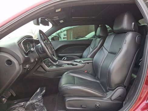 Used 2018 Dodge Challenger SXT Plus image 13