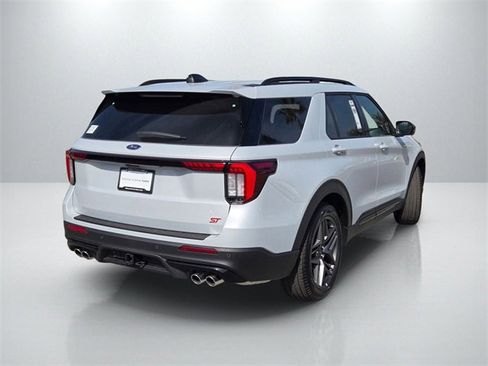 New 2026 Ford Explorer ST w/ Sun And Sound Package image 4