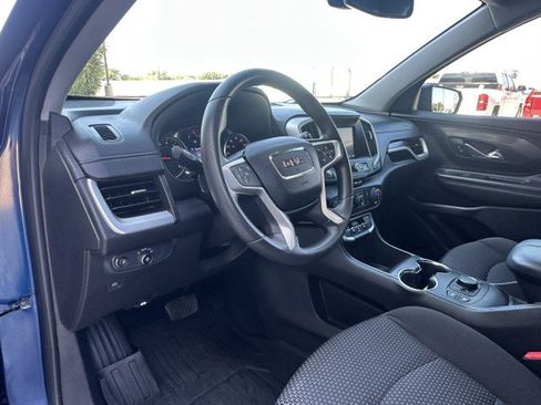 Used 2023 GMC Terrain SLE w/ Driver Convenience Package image 12
