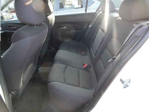 Used 2014 Chevrolet Cruze LT FWD image 9