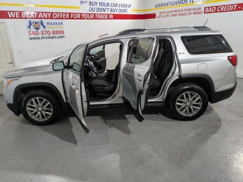Used 2018 GMC Acadia SLE image 12