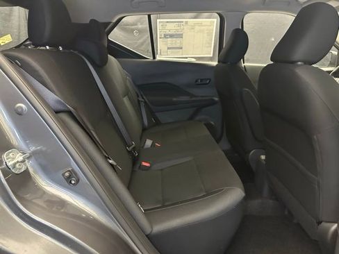 New 2025 Nissan Kicks Play S FWD image 17