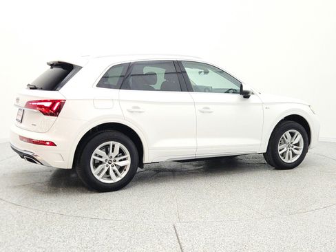 Used 2023 Audi Q5 2.0T Premium w/ Convenience Package AWD/4WD image 5