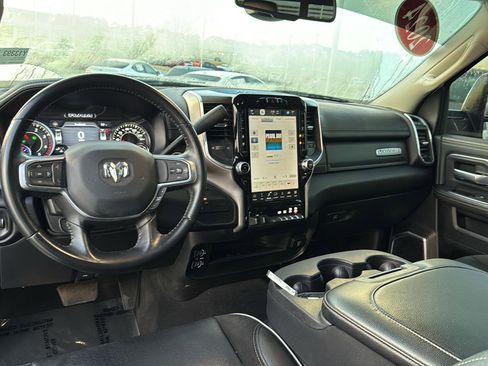 Used 2024 RAM 2500 Laramie AWD/4WD image 16
