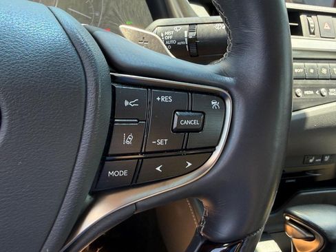 Used 2021 Lexus ES 250 w/ Premium Package AWD/4WD image 19