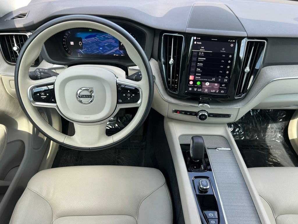 Used 2024 Volvo XC60 B5 Plus w/ Protection Package Premier AWD/4WD image 5
