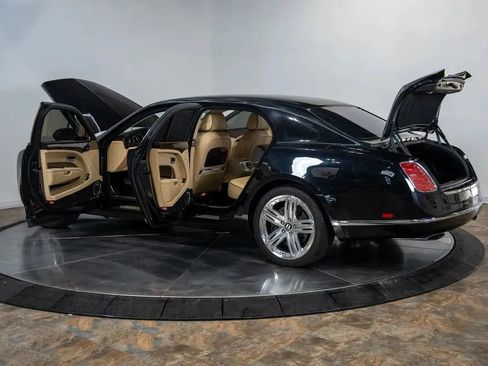 Used 2011 Bentley Mulsanne RWD image 33