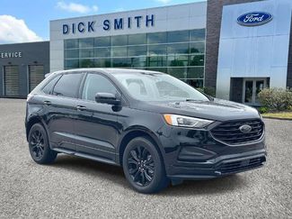 Certified 2024 Ford Edge SE w/ Black Appearance Package image 1