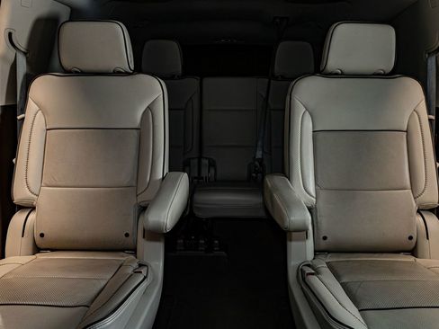 Used 2021 GMC Yukon XL Denali w/ Denali Ultimate Package image 25