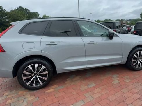 Used 2025 Volvo XC60 B5 Core w/ Protection Package Premier AWD/4WD image 3